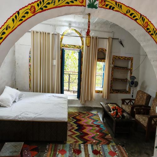 Shashi Homestay, Mitawali